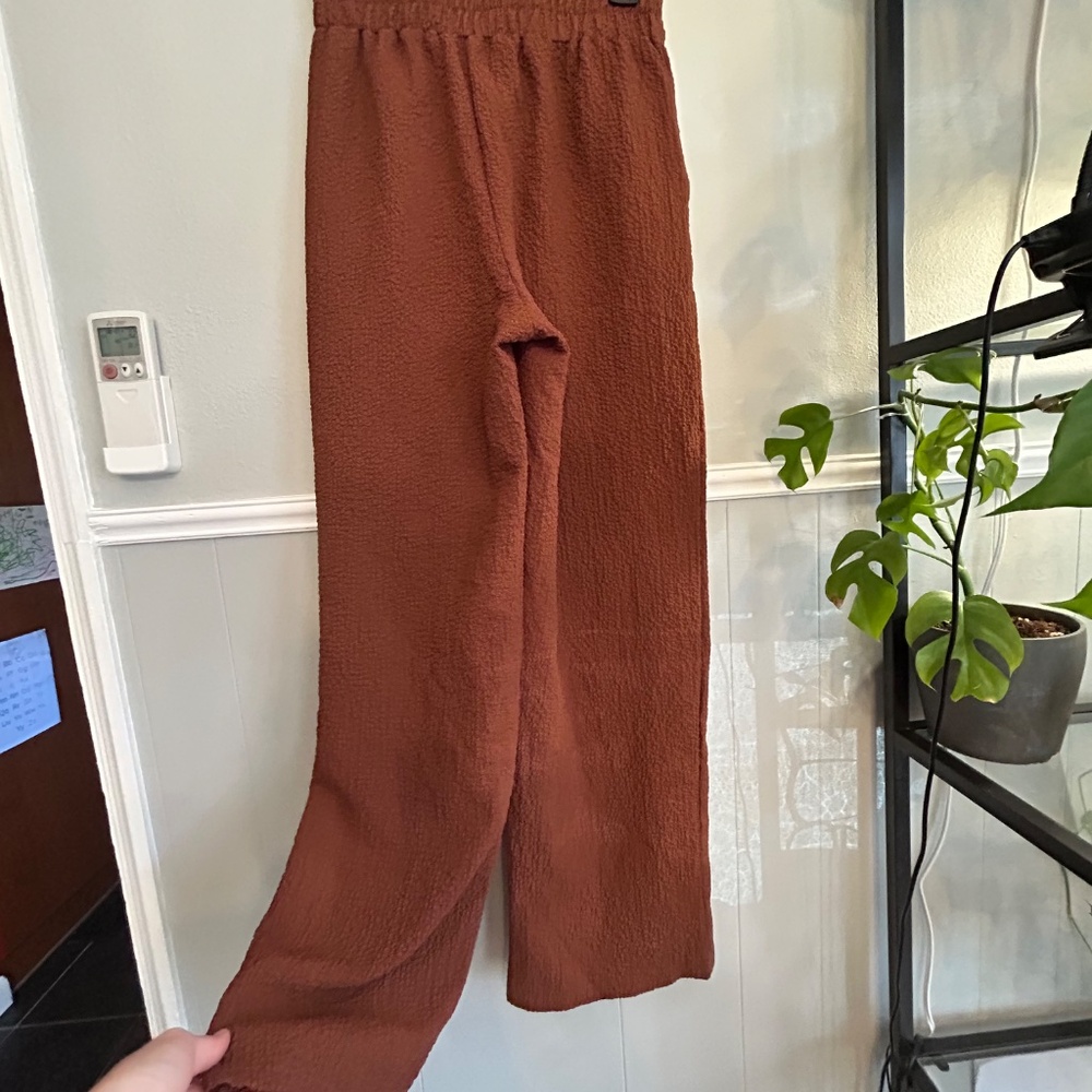 Fun dress up or down comfy pants - Picture 8 of 10
